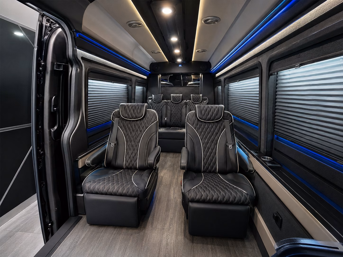newport group transportation to and from pvd