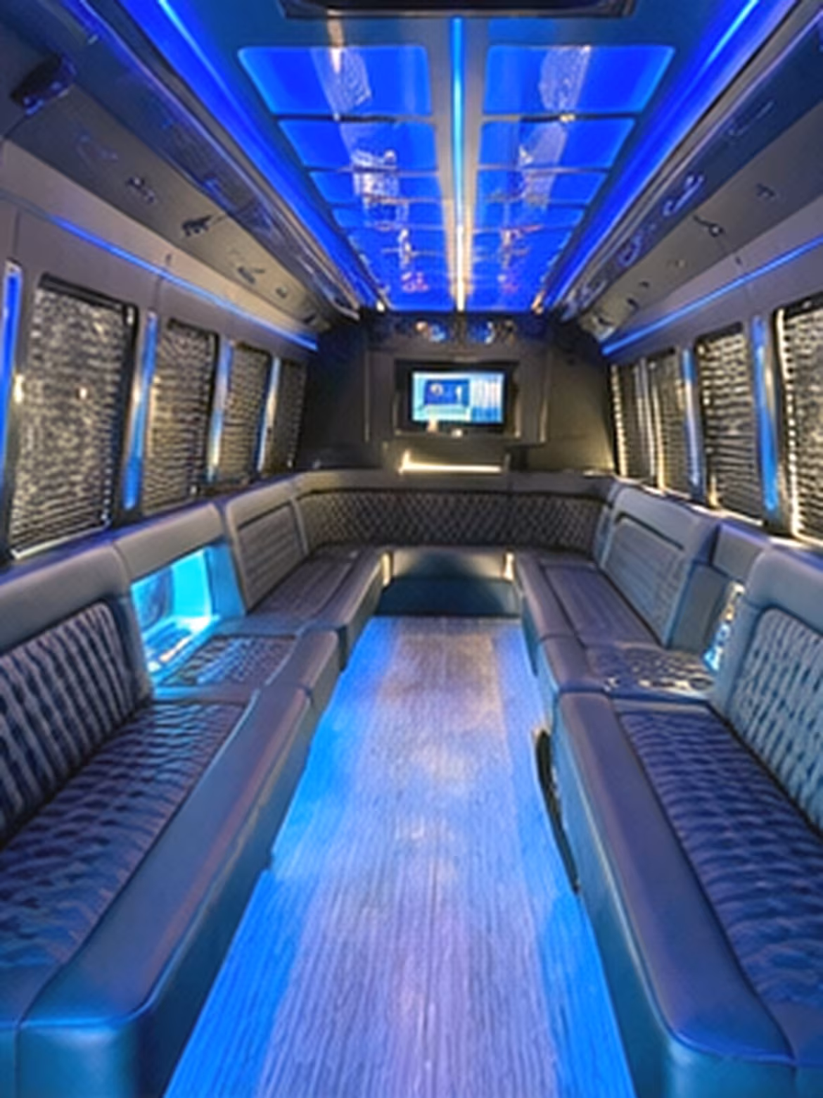 party buses for pre show dinners on federal hill before the concert